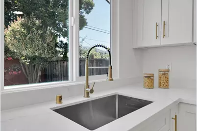 1924 Rosswood Dr, San Jose, CA 95124 - Photo 20