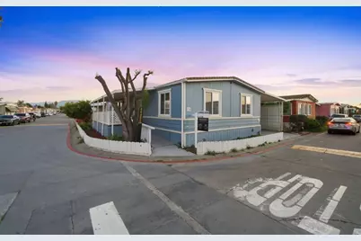 174 Redwood Dr 174, Hollister, CA 95023 - Photo 34