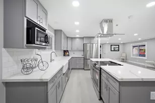 174 Redwood Dr 174, Hollister, CA 95023 - Photo 16