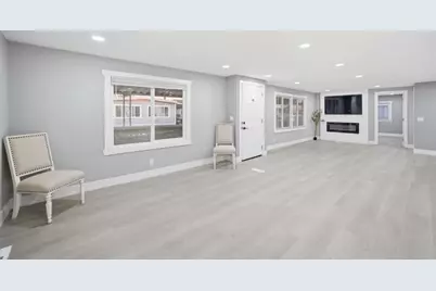 174 Redwood Dr 174, Hollister, CA 95023 - Photo 18