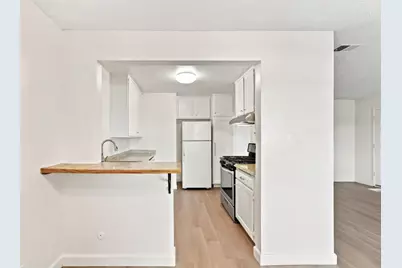 2745 Mauricia Ave B, Santa Clara, CA 95051 - Photo 8