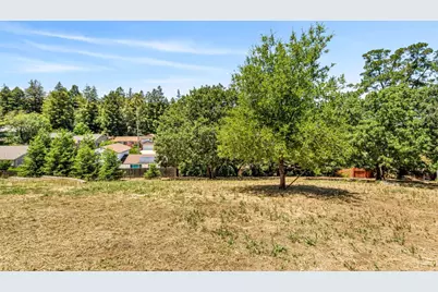 1040 Peppermill Ct, Concord, CA 94518 - Photo 58