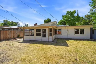 1837 W Rosecrans Way, Stockton, CA 95207 - Photo 36