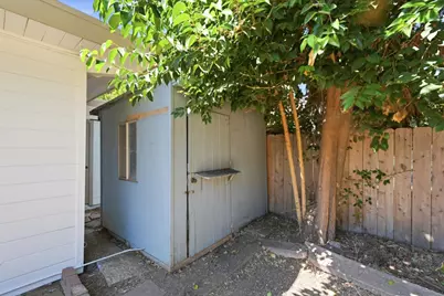 1837 W Rosecrans Way, Stockton, CA 95207 - Photo 38