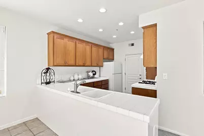 701 Vista Montana Dr, Watsonville, CA 95076 - Photo 16