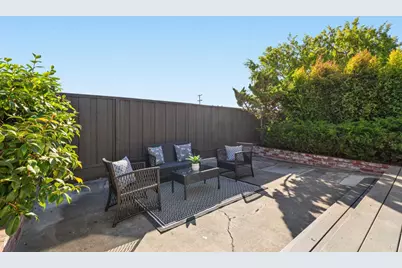1695 McKinley St, San Mateo, CA 94403 - Photo 30