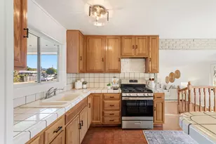 1695 McKinley St, San Mateo, CA 94403 - Photo 20