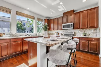 2757 Ferrara Cir, San Jose, CA 95111 - Photo 8
