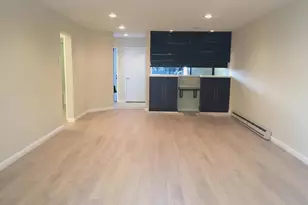 448 Barnegat Ln, Redwood City, CA 94065 - Photo 2