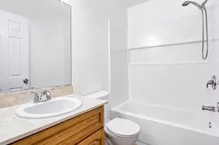7913 Cottonleaf Way, Sacramento, CA 95828 - Photo 18