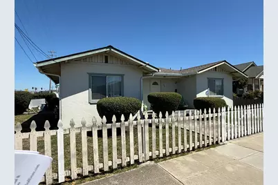 122 Martella St, Salinas, CA 93901 - Photo 8