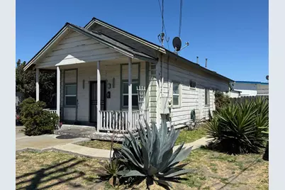 122 Martella St, Salinas, CA 93901 - Photo 4