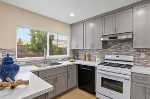 2074 Ashwood Ln, San Jose, CA 95132 - Photo 14
