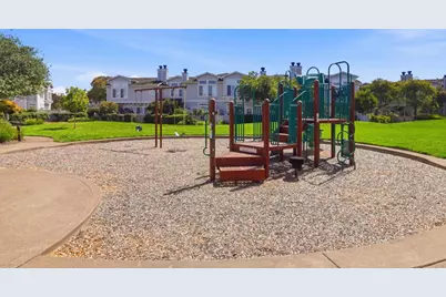 15 Outlook Cir, Pacifica, CA 94044 - Photo 40