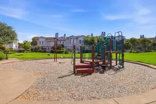 15 Outlook Cir, Pacifica, CA 94044 - Photo 40