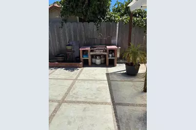 747 Pino Way, Salinas, CA 93905 - Photo 8