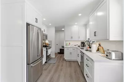945-947 Miramonte Ave, Mountain View, CA 94040 - Photo 10