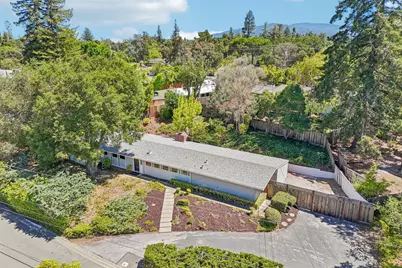 18570 Montpere Way, Saratoga, CA 95070 - Photo 54
