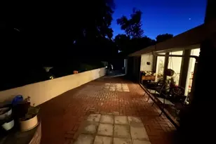 18570 Montpere Way, Saratoga, CA 95070 - Photo 44