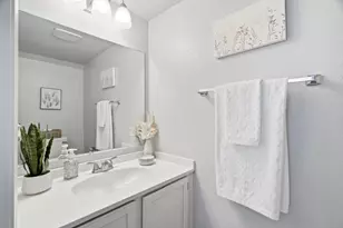 251 Gibson Dr E-54, Hollister, CA 95023 - Photo 10