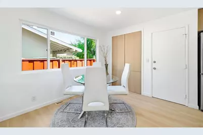 5011 Doyle Rd, San Jose, CA 95129 - Photo 16