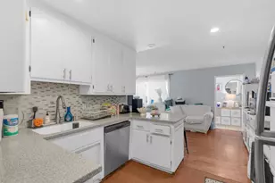 1567 Hawes Ct, Redwood City, CA 94061 - Photo 6