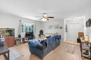 1567 Hawes Ct, Redwood City, CA 94061 - Photo 8