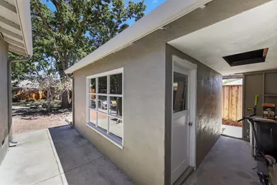 1260 Meadow Ln, Concord, CA 94520 - Photo 32