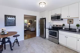 3448 Page St, Redwood City, CA 94063 - Photo 8