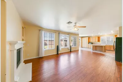 2027 Evening St, Stockton, CA 95209 - Photo 28