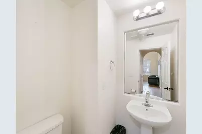 2027 Evening St, Stockton, CA 95209 - Photo 16