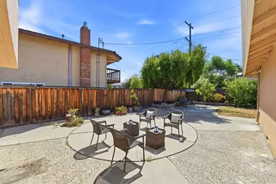 1424 Dentwood Dr, San Jose, CA 95118 - Photo 36