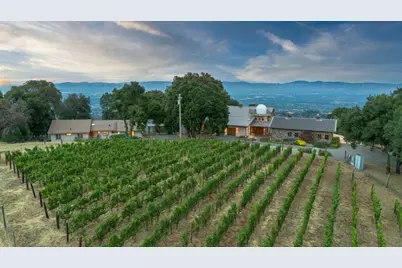 15060 Montebello Rd, Cupertino, CA 95014 - Photo 74