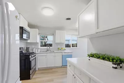 14541 Union Ave, San Jose, CA 95124 - Photo 10
