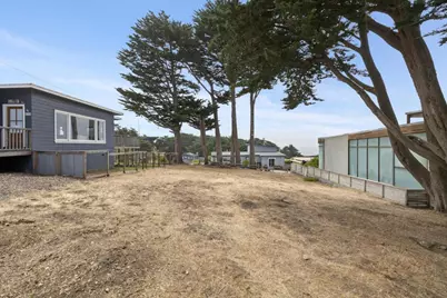 340 13th St, Montara, CA 94037 - Photo 1