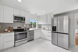 3263 Janelle Dr, San Jose, CA 95148 - Photo 6