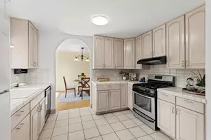 905 El Rio Dr, San Jose, CA 95125 - Photo 16
