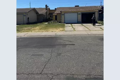 459 Jill Cir, Stockton, CA 95210 - Photo 2