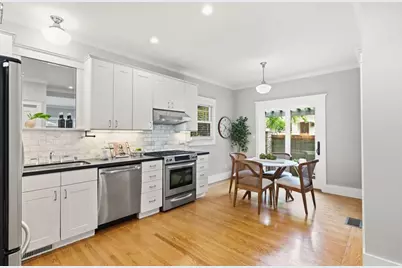6395 Hillegass Ave, Oakland, CA 94618 - Photo 12