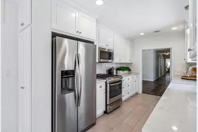 5491 Fairway Dr, San Jose, CA 95127 - Photo 16