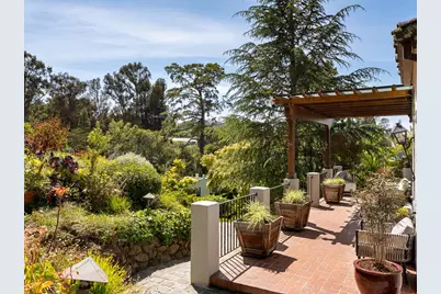 862 Chiltern Rd, Hillsborough, CA 94010 - Photo 14