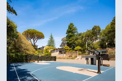 862 Chiltern Rd, Hillsborough, CA 94010 - Photo 46