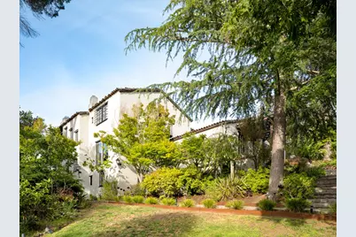 862 Chiltern Rd, Hillsborough, CA 94010 - Photo 52