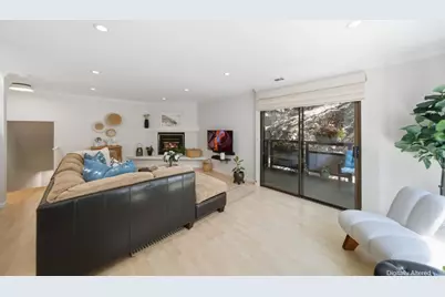2411 Carlmont Dr 107, Belmont, CA 94002 - Photo 12
