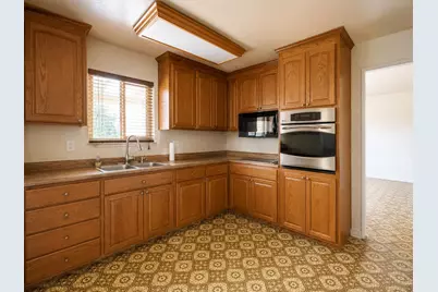 30 Tahoe Dr, Rio Vista, CA 94571 - Photo 4