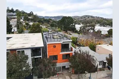 18 Visitacion Ave, Brisbane, CA 94005 - Photo 1