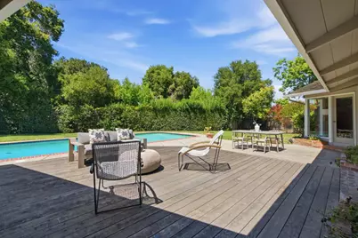 653 Rosewood Ct, Los Altos, CA 94024 - Photo 34