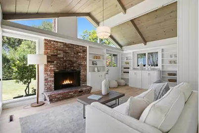 653 Rosewood Ct, Los Altos, CA 94024 - Photo 16