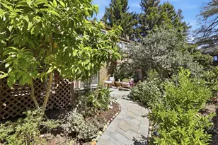 1637 Grant Rd, Mountain View, CA 94040 - Photo 30