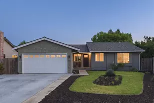 4576 Jonquil Dr, San Jose, CA 95136 - Photo 4
